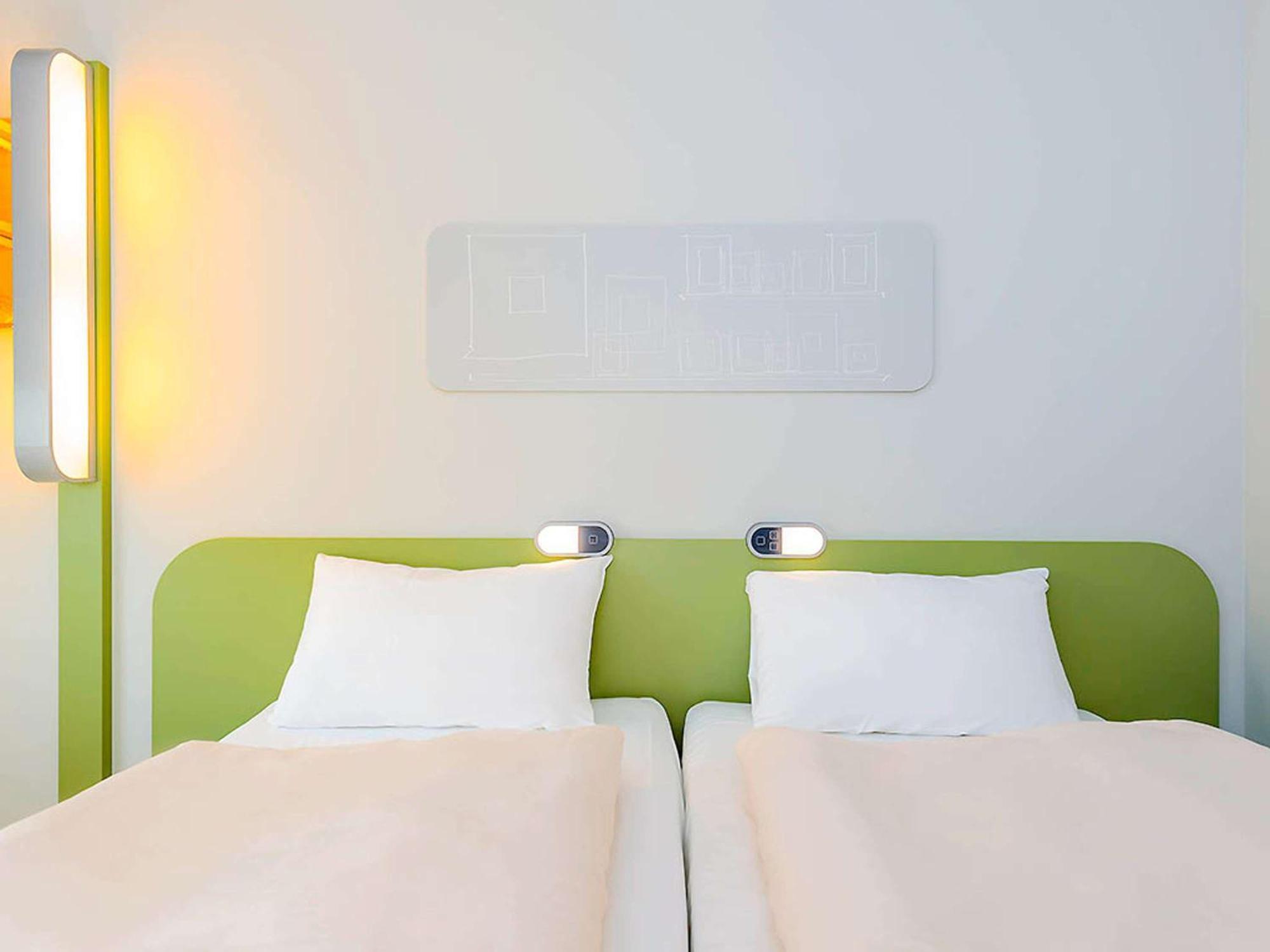 Ibis Budget Frankfurt City Ost Франкфурт-на-Майні Екстер'єр фото