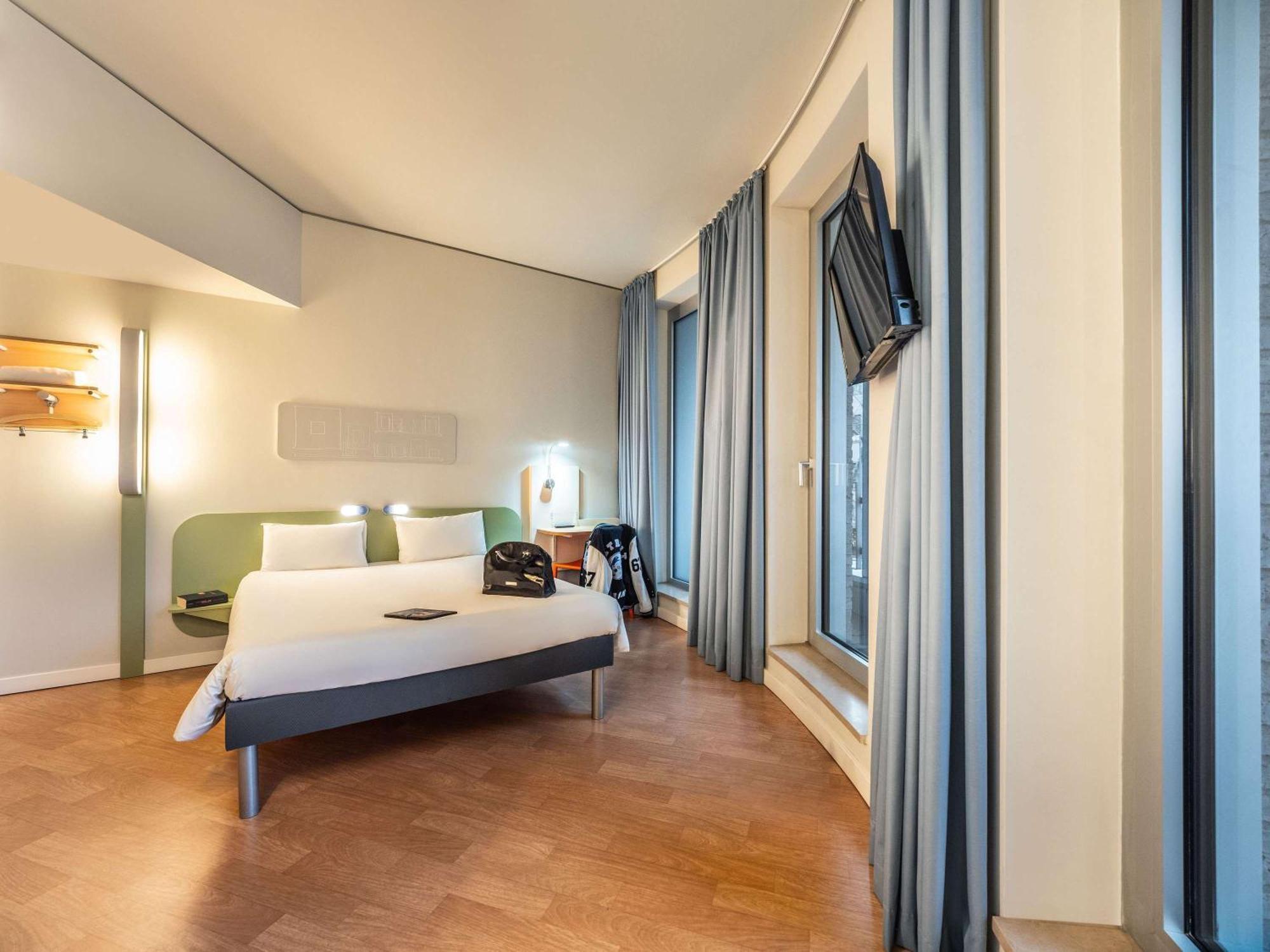 Ibis Budget Frankfurt City Ost Франкфурт-на-Майні Екстер'єр фото
